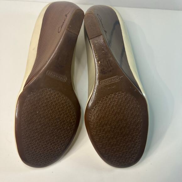 Coach Women’s Dorelle Wedge Heels Size 8B - Picture 2 of 8